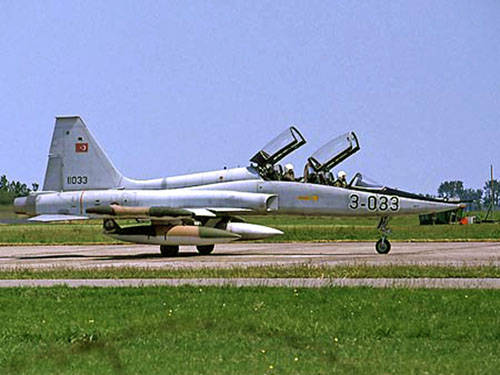 台军方已发现失事军机残骸救援进展缓慢